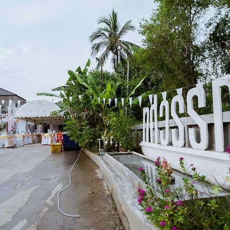 Thosawan Resort ทศวรรณ รีสอร์ท Khong Chiam Bagian luar foto